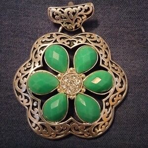 3 for💲25🌟blackened silver-tone~green~rhinestone large filligree pendant